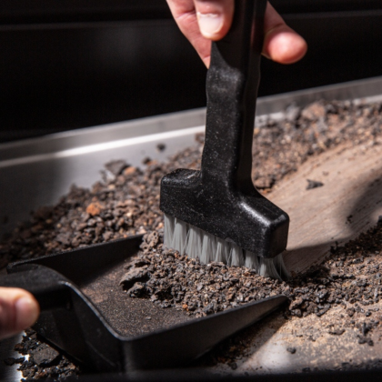 PELLET GRILL CLEANING KIT (2)